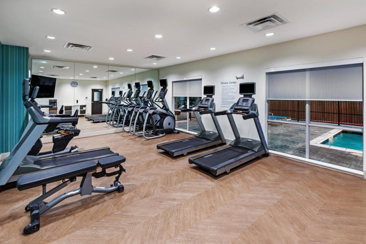 Holiday Inn Express & Suites - Denton - Sanger, An Ihg Hotel Eksteriør bilde