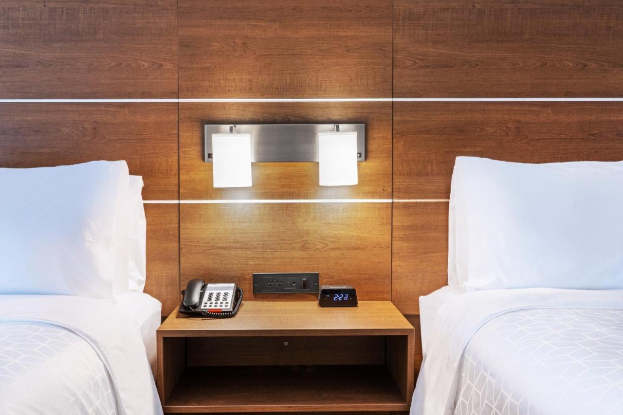 Holiday Inn Express & Suites - Denton - Sanger, An Ihg Hotel Eksteriør bilde